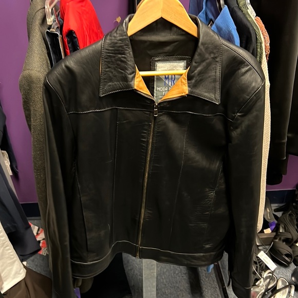 💜Mens M and R Black Leather Jacket S/M - Picture 1 of 5